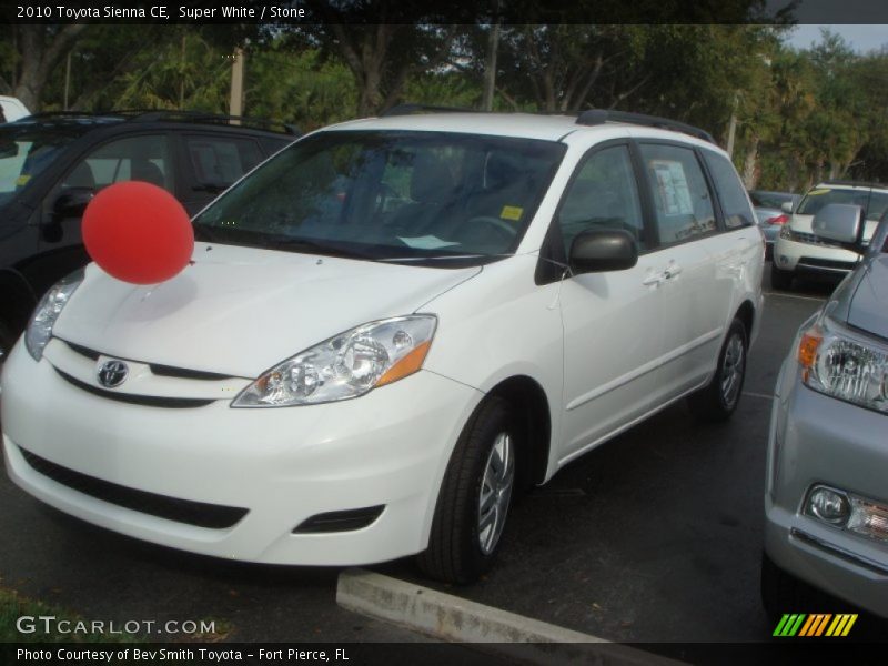 Super White / Stone 2010 Toyota Sienna CE