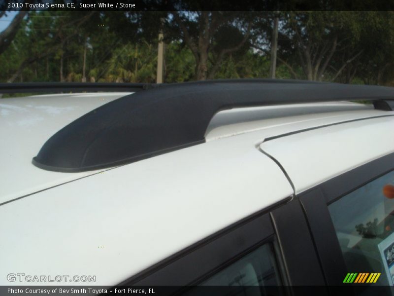 Super White / Stone 2010 Toyota Sienna CE