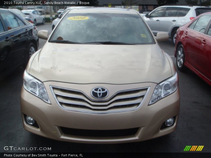 Sandy Beach Metallic / Bisque 2010 Toyota Camry XLE