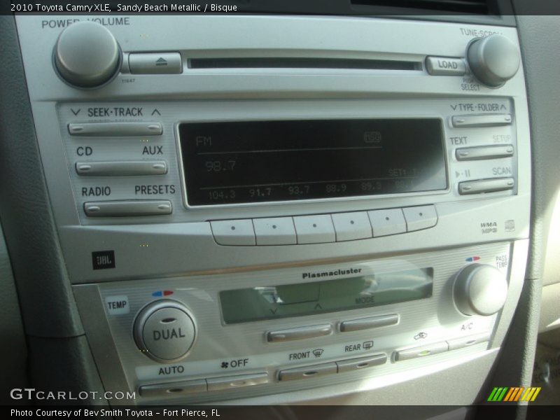 Sandy Beach Metallic / Bisque 2010 Toyota Camry XLE
