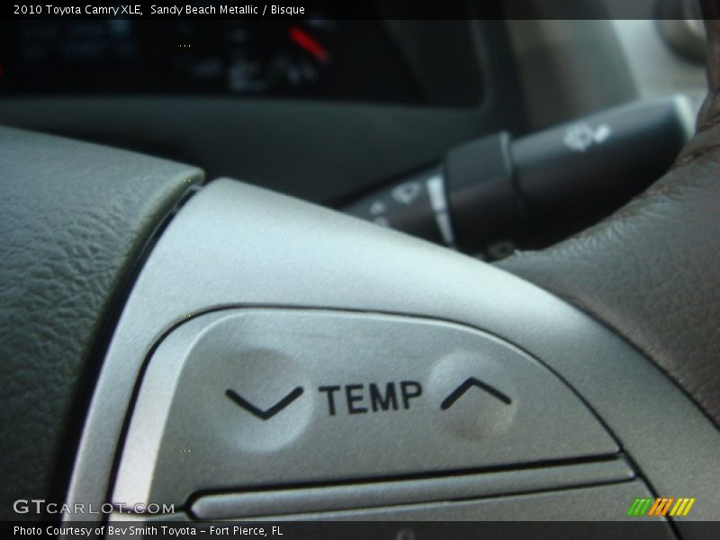 Sandy Beach Metallic / Bisque 2010 Toyota Camry XLE