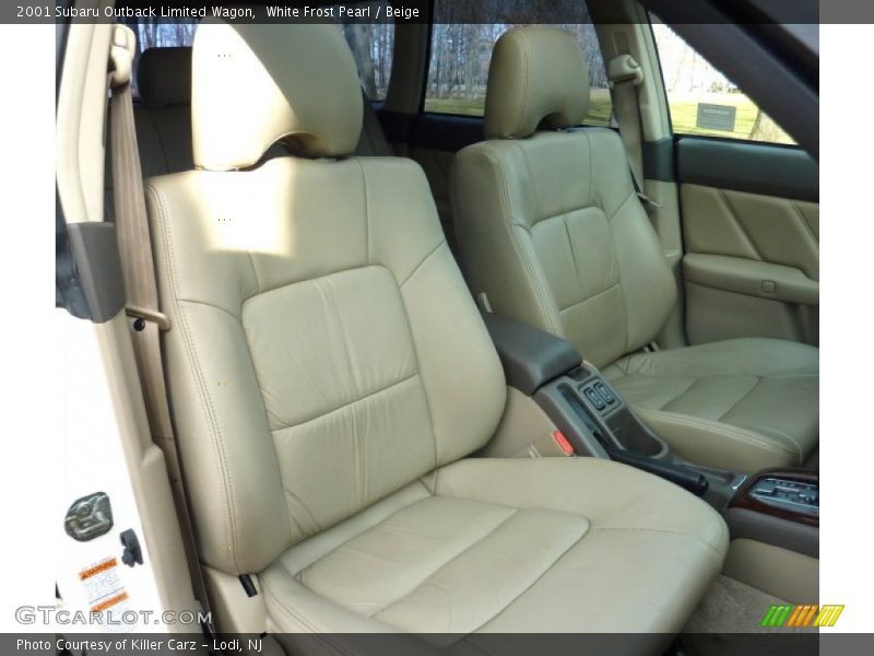 White Frost Pearl / Beige 2001 Subaru Outback Limited Wagon