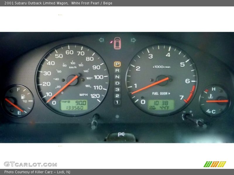 White Frost Pearl / Beige 2001 Subaru Outback Limited Wagon
