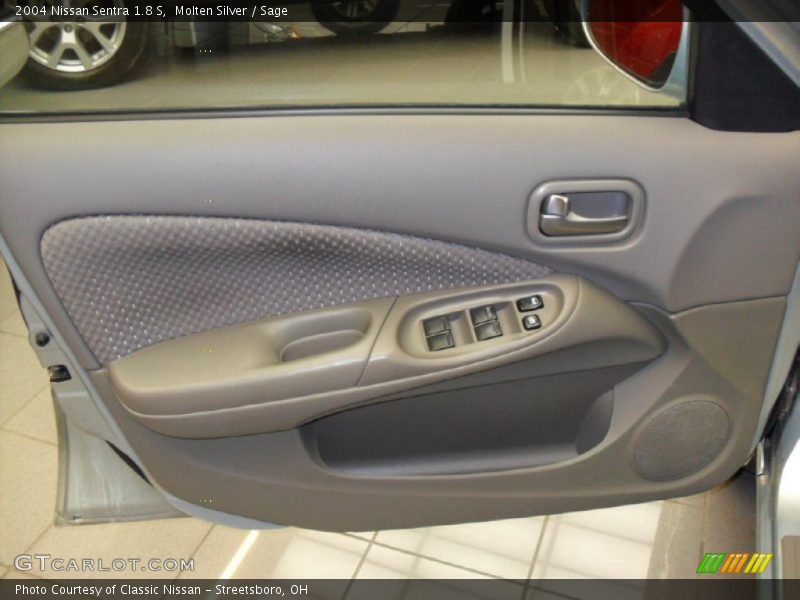 Molten Silver / Sage 2004 Nissan Sentra 1.8 S