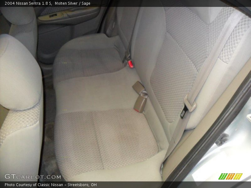 Molten Silver / Sage 2004 Nissan Sentra 1.8 S