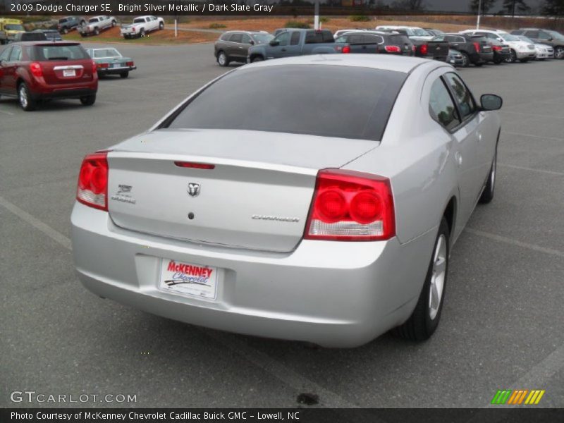 Bright Silver Metallic / Dark Slate Gray 2009 Dodge Charger SE