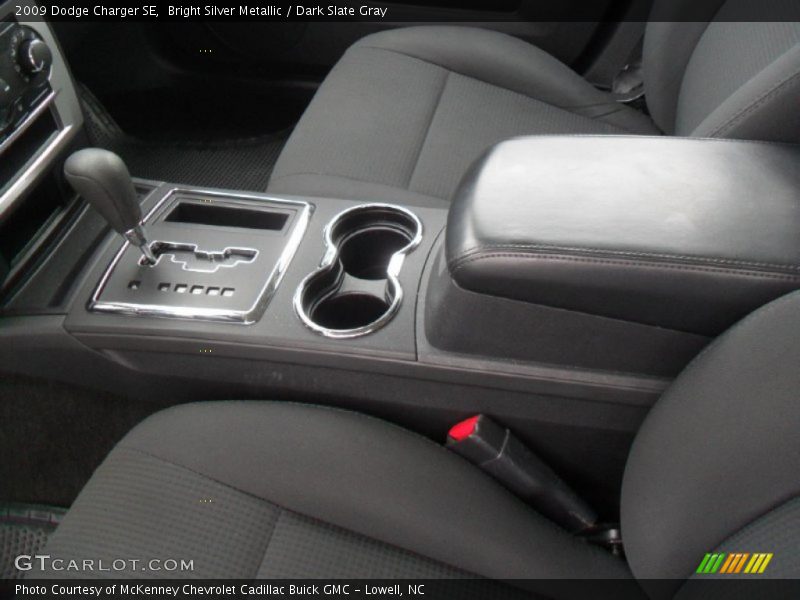 Bright Silver Metallic / Dark Slate Gray 2009 Dodge Charger SE
