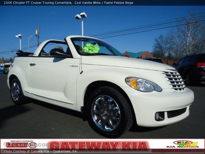 Cool Vanilla White / Pastel Pebble Beige 2006 Chrysler PT Cruiser Touring Convertible