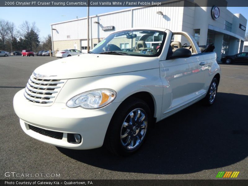 Cool Vanilla White / Pastel Pebble Beige 2006 Chrysler PT Cruiser Touring Convertible