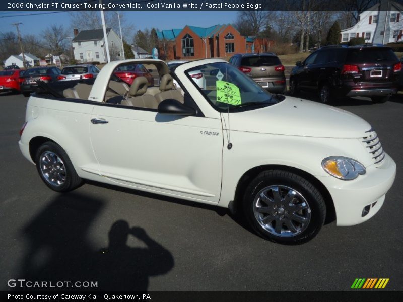 Cool Vanilla White / Pastel Pebble Beige 2006 Chrysler PT Cruiser Touring Convertible