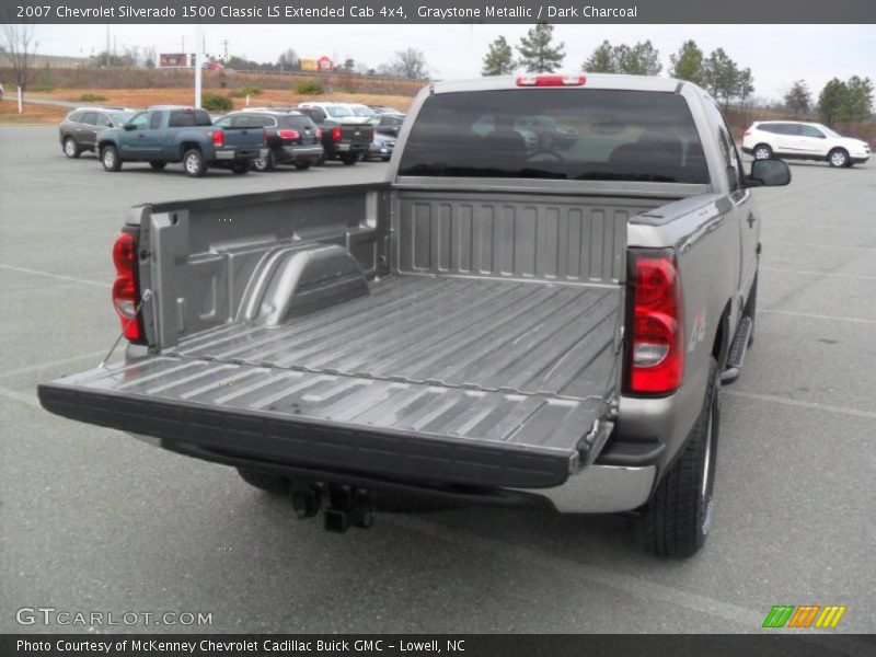Graystone Metallic / Dark Charcoal 2007 Chevrolet Silverado 1500 Classic LS Extended Cab 4x4