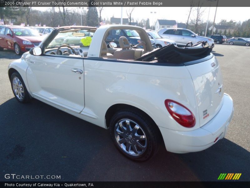 Cool Vanilla White / Pastel Pebble Beige 2006 Chrysler PT Cruiser Touring Convertible