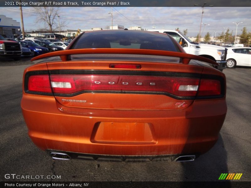 Toxic Orange Pearl / Black 2011 Dodge Charger R/T Road & Track