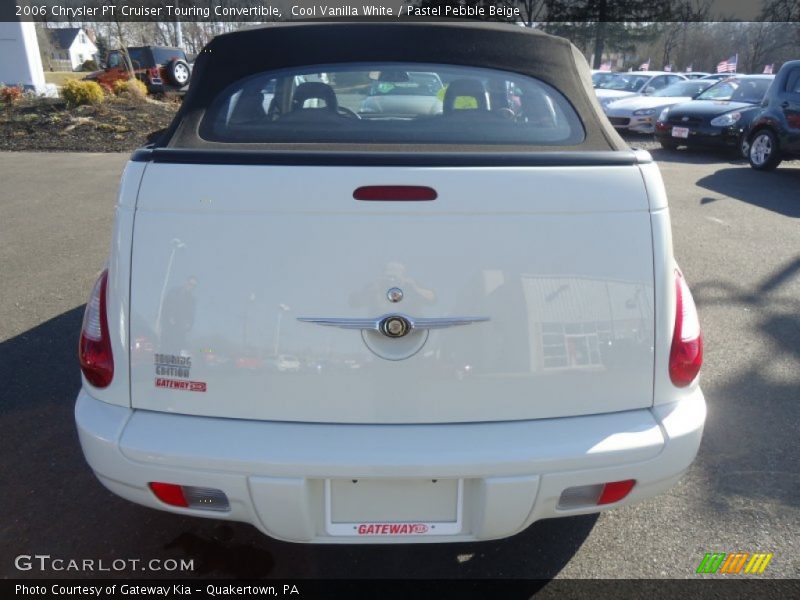 Cool Vanilla White / Pastel Pebble Beige 2006 Chrysler PT Cruiser Touring Convertible