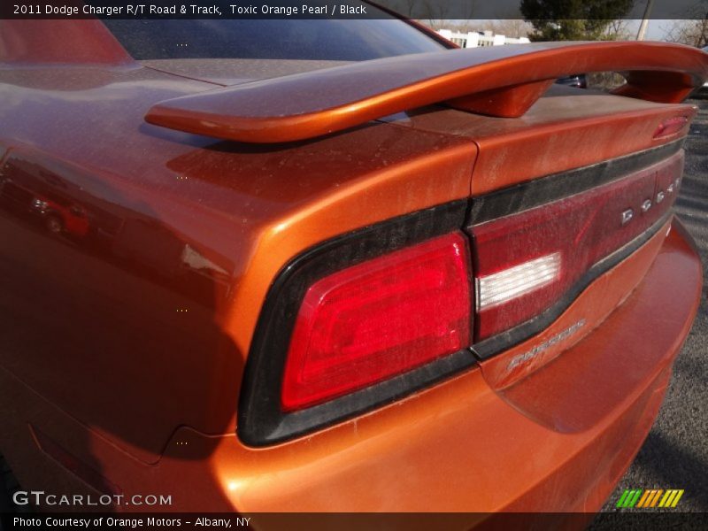 Toxic Orange Pearl / Black 2011 Dodge Charger R/T Road & Track