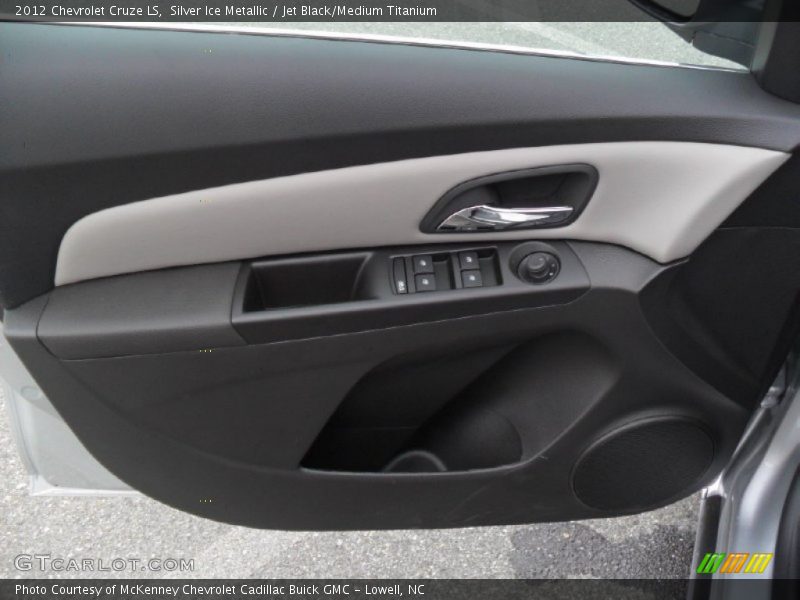 Silver Ice Metallic / Jet Black/Medium Titanium 2012 Chevrolet Cruze LS