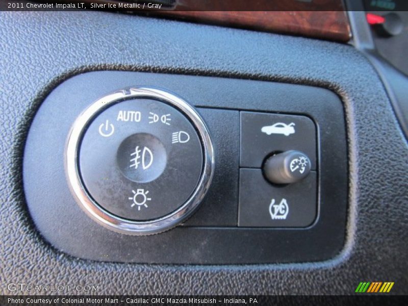 Silver Ice Metallic / Gray 2011 Chevrolet Impala LT