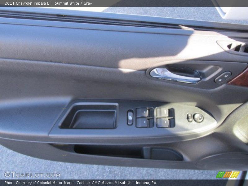 Summit White / Gray 2011 Chevrolet Impala LT