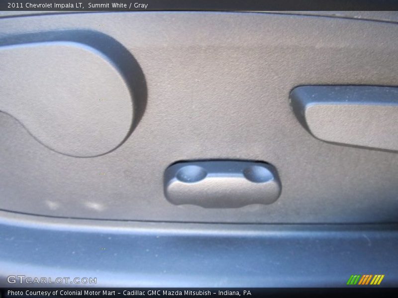Summit White / Gray 2011 Chevrolet Impala LT