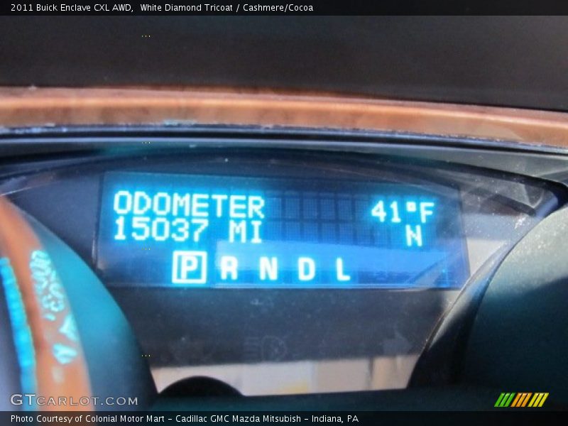 White Diamond Tricoat / Cashmere/Cocoa 2011 Buick Enclave CXL AWD