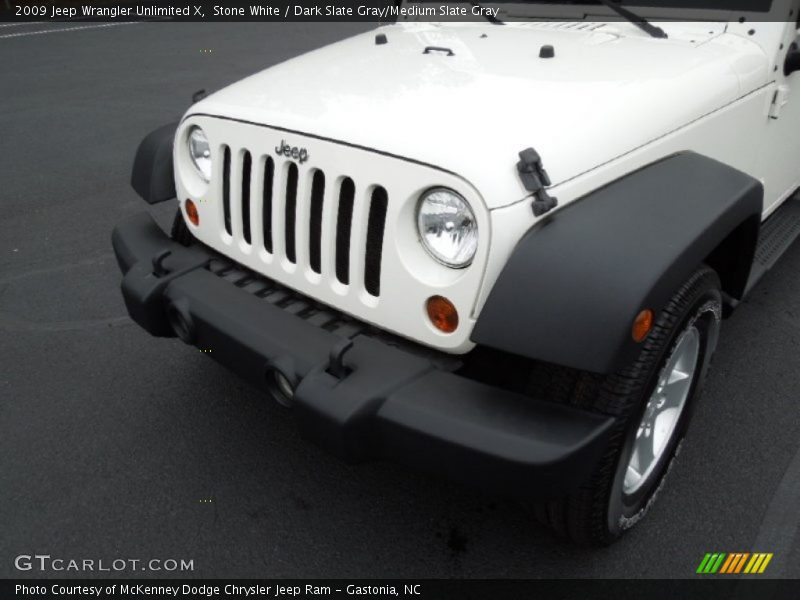 Stone White / Dark Slate Gray/Medium Slate Gray 2009 Jeep Wrangler Unlimited X
