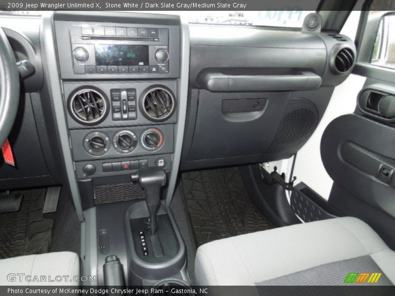Stone White / Dark Slate Gray/Medium Slate Gray 2009 Jeep Wrangler Unlimited X