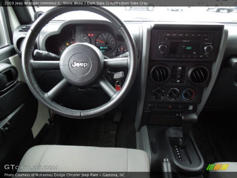 Stone White / Dark Slate Gray/Medium Slate Gray 2009 Jeep Wrangler Unlimited X
