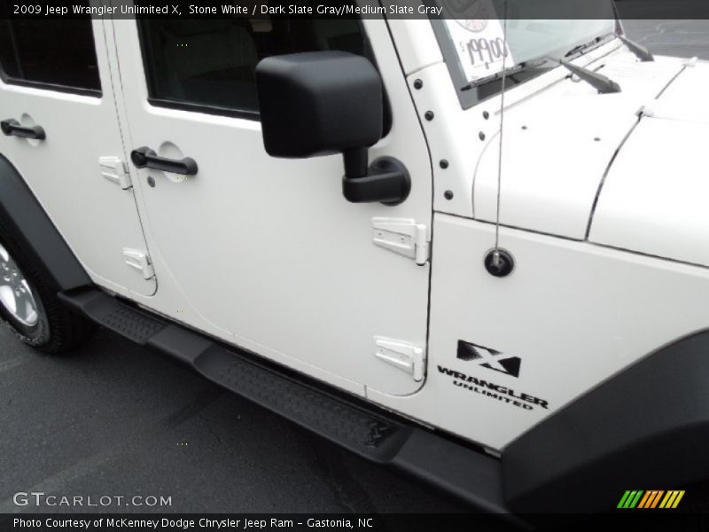 Stone White / Dark Slate Gray/Medium Slate Gray 2009 Jeep Wrangler Unlimited X