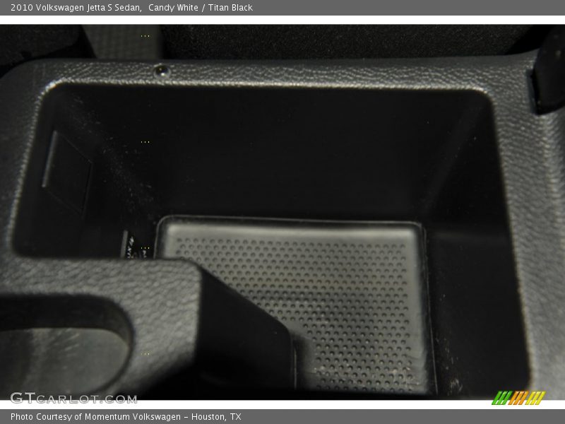 Candy White / Titan Black 2010 Volkswagen Jetta S Sedan