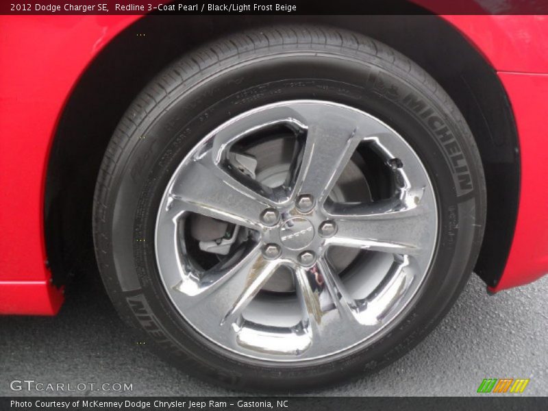 Redline 3-Coat Pearl / Black/Light Frost Beige 2012 Dodge Charger SE