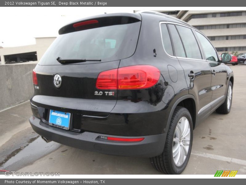 Deep Black Metallic / Beige 2012 Volkswagen Tiguan SE