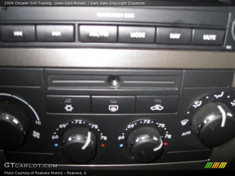 Linen Gold Metallic / Dark Slate Gray/Light Graystone 2006 Chrysler 300 Touring
