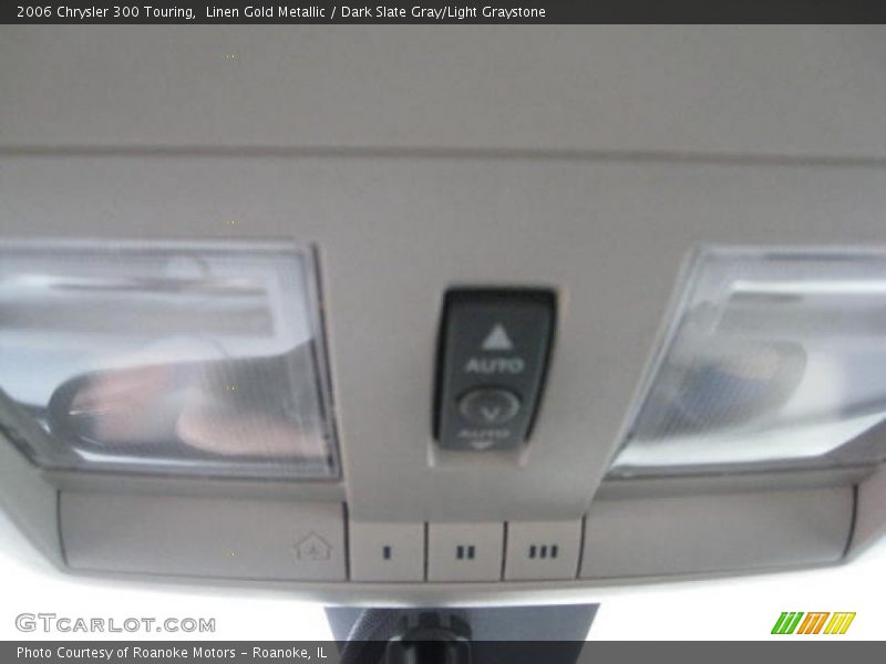 Linen Gold Metallic / Dark Slate Gray/Light Graystone 2006 Chrysler 300 Touring
