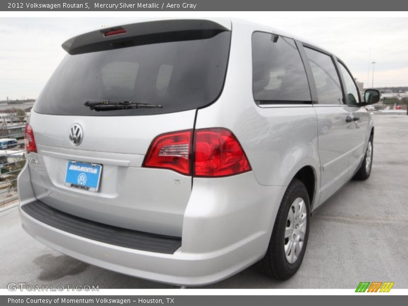 Mercury Silver Metallic / Aero Gray 2012 Volkswagen Routan S