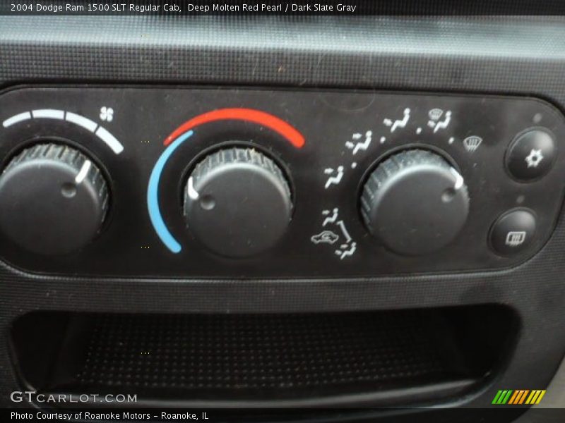 Deep Molten Red Pearl / Dark Slate Gray 2004 Dodge Ram 1500 SLT Regular Cab
