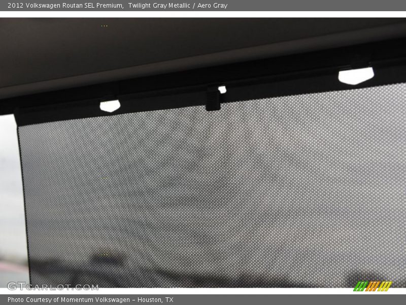 Twilight Gray Metallic / Aero Gray 2012 Volkswagen Routan SEL Premium