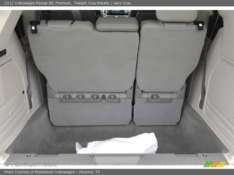 Twilight Gray Metallic / Aero Gray 2012 Volkswagen Routan SEL Premium