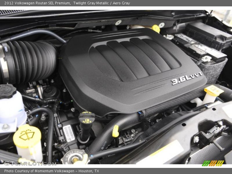 Twilight Gray Metallic / Aero Gray 2012 Volkswagen Routan SEL Premium