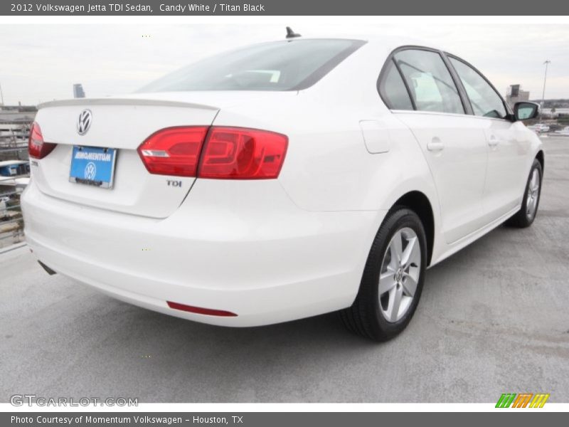 Candy White / Titan Black 2012 Volkswagen Jetta TDI Sedan