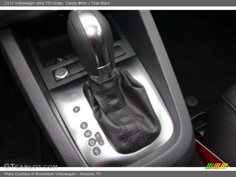Candy White / Titan Black 2012 Volkswagen Jetta TDI Sedan