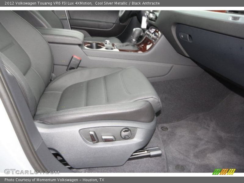 Cool Silver Metallic / Black Anthracite 2012 Volkswagen Touareg VR6 FSI Lux 4XMotion