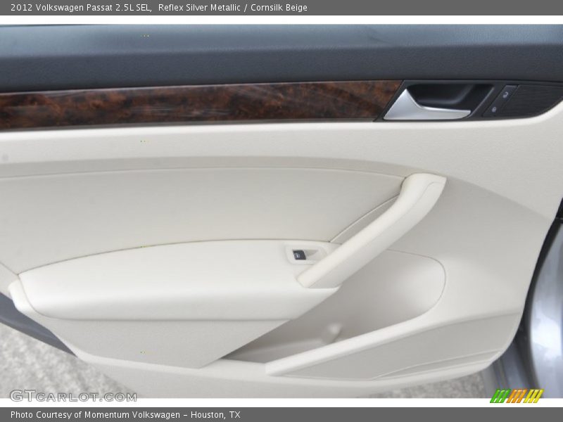 Reflex Silver Metallic / Cornsilk Beige 2012 Volkswagen Passat 2.5L SEL