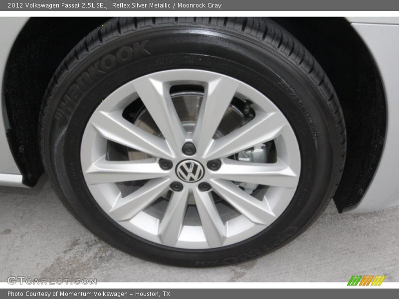 Reflex Silver Metallic / Moonrock Gray 2012 Volkswagen Passat 2.5L SEL