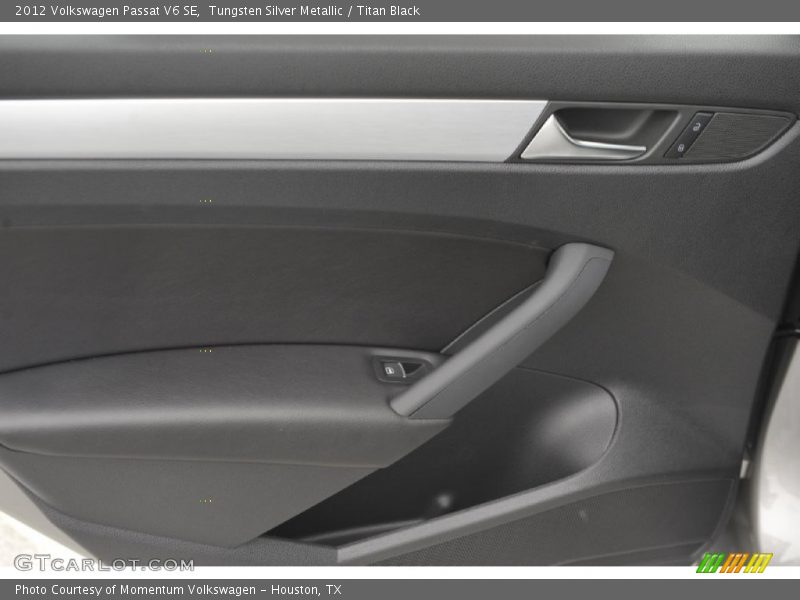 Tungsten Silver Metallic / Titan Black 2012 Volkswagen Passat V6 SE