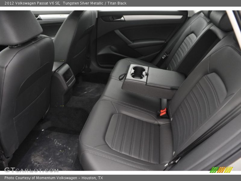 Tungsten Silver Metallic / Titan Black 2012 Volkswagen Passat V6 SE