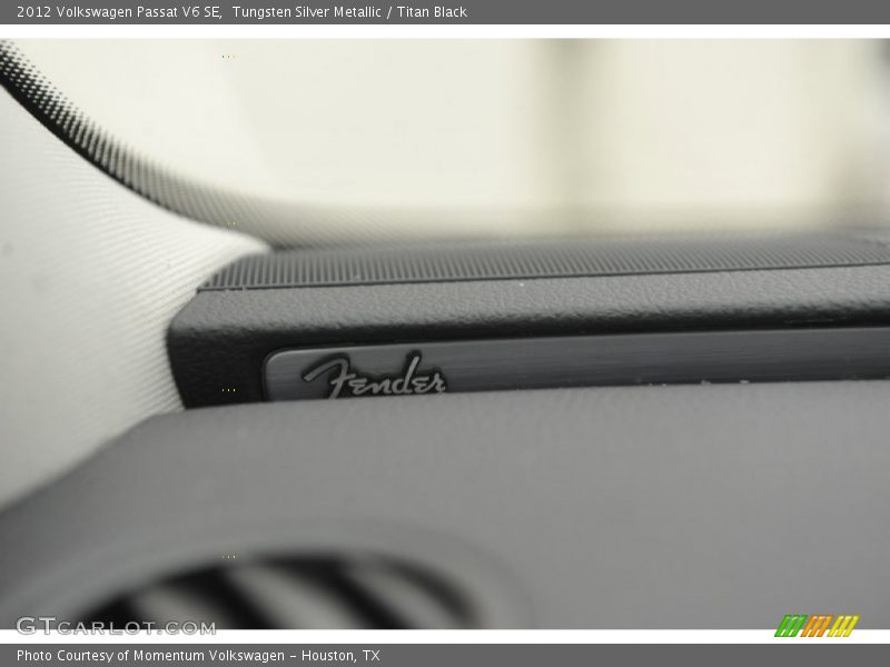Tungsten Silver Metallic / Titan Black 2012 Volkswagen Passat V6 SE