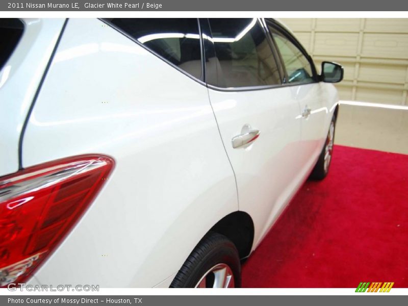 Glacier White Pearl / Beige 2011 Nissan Murano LE