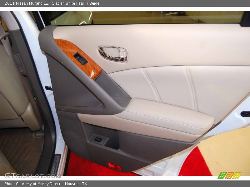 Glacier White Pearl / Beige 2011 Nissan Murano LE