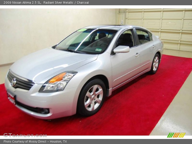 Radiant Silver Metallic / Charcoal 2009 Nissan Altima 2.5 SL