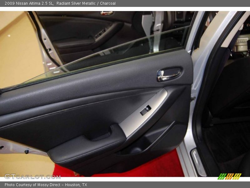 Radiant Silver Metallic / Charcoal 2009 Nissan Altima 2.5 SL